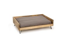 Designed by Lotte Ligmand Turana - Hond - Hout - 100x70x28 cm Designed by Lotte Ligmand Turana - Hond - Hout - 100x70x28 cm
